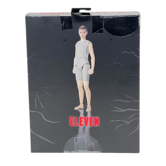 Stranger Things ELEVEN 6" Action Figure - Bandai 2022 - Picture 3 of 6
